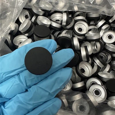 Sort 20 mm glat-kant vippe-af hætte